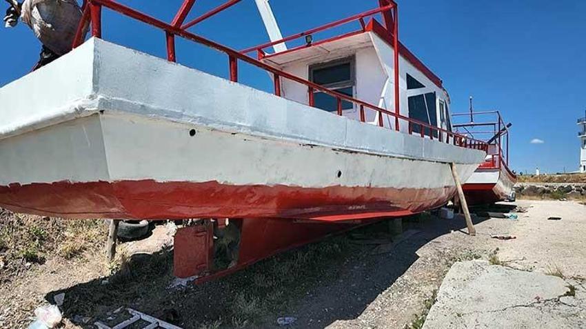 Van Gölü'nde büyük gün geldi! 3 aylık yasak sona erdi, inci kefali sezonu için ağlar suya indi