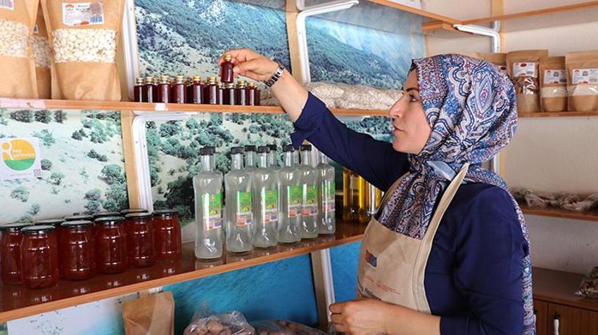 Van'da girişimci kadınlar bir araya geldi, kurdukları markayla ürünlerini Avrupa'ya ulaştırdılar: Sipariş vermek için sıraya giriyorlar!