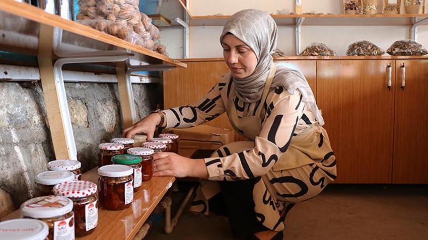 Van'da girişimci kadınlar bir araya geldi, kurdukları markayla ürünlerini Avrupa'ya ulaştırdılar: Sipariş vermek için sıraya giriyorlar!