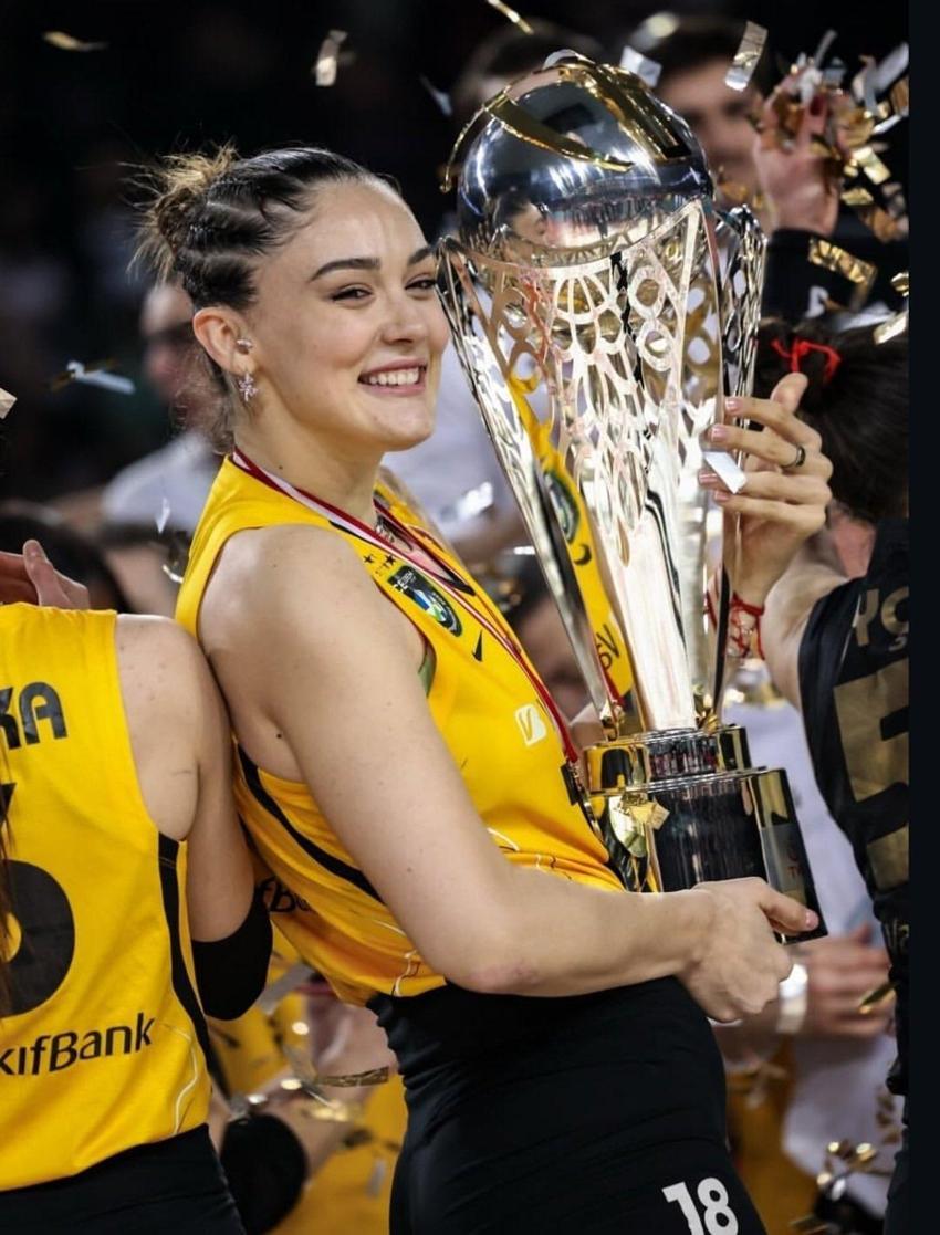 Zehra Güneş'in açıklamaları gündeme damga vurdu! İlk kez açıkladı: 'Maçta atak geçirdim'