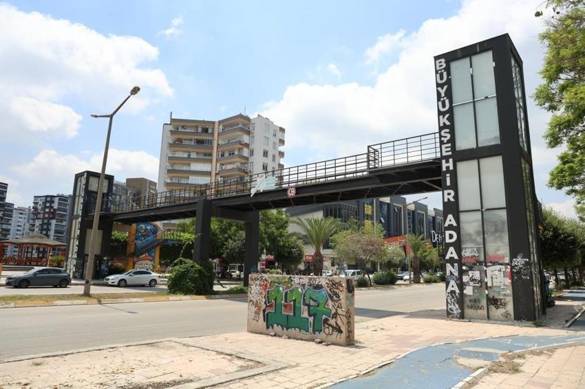 Adana'da milyonlarca lira harcandı: Ne aileler kullanabiliyor ne de çocuklar!