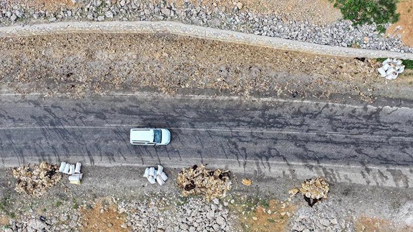 Van yaylalarında korkutan görüntü! Tonlarca yün doğaya atıldı, tehlike çok büyük: 'Hem yangını tetikliyor hem suyu zehirliyor!'