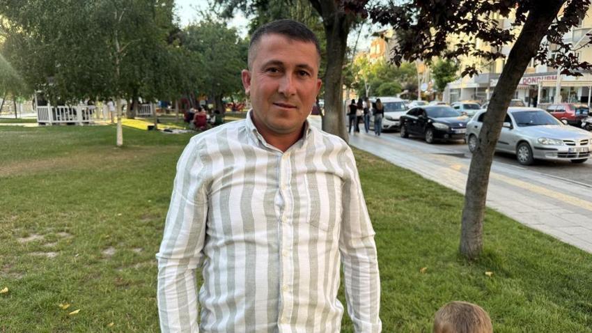 Tokat'ta akılalmaz olay! Arkadaşının düğünü için bacağındaki keneyle saatlerce dolaştı