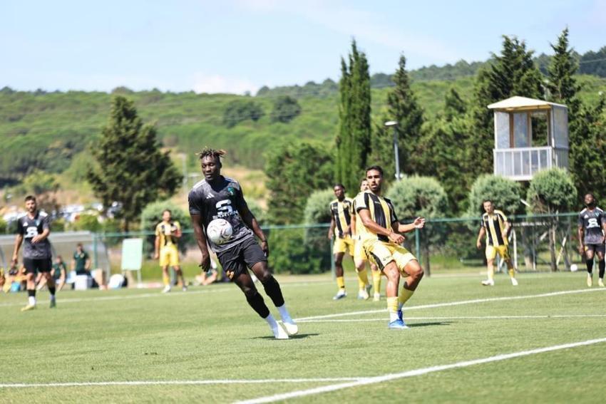 Kocaelispor'da Selçuk İnan transfer müjdesini verip gönderilecek oyuncuları açıkladı