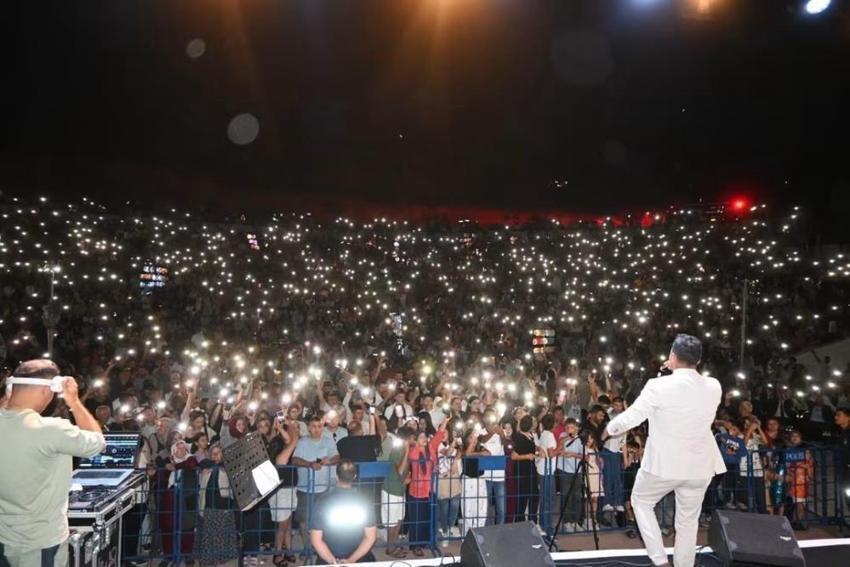 Afyonkarahisar'da festival coşkusu: Yılın en renkli 4 günü başladı, kortejde adım atacak yer kalmadı