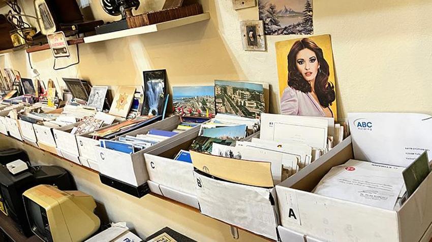 Annesinin hediyesi hayatını değiştirdi! Fabrikasını satıp tarihi konağı satın aldı: İçeride tam 40 bin parça var!