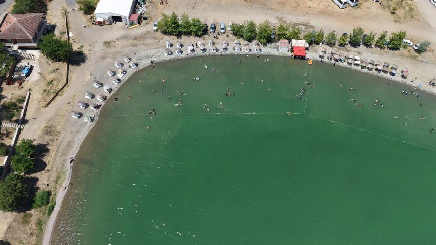 Doğu'nun saklı denizi tatilcilerin akınına uğradı! Ege ve Akdeniz sahillerini aratmayan görüntüler