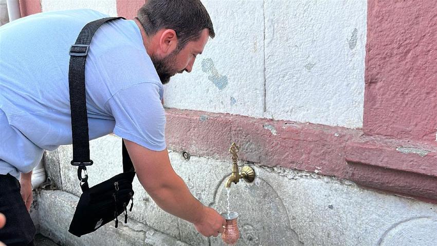 Düzce'de çeşmelerden ayran aktı 92 yıllık gelenek coşkuyla kutlandı