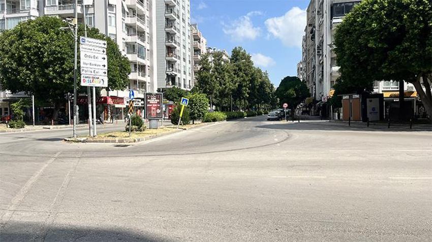 Hafta sonunu fırsat bilen valizini toplayıp kaçtı, şehir adeta terk edildi