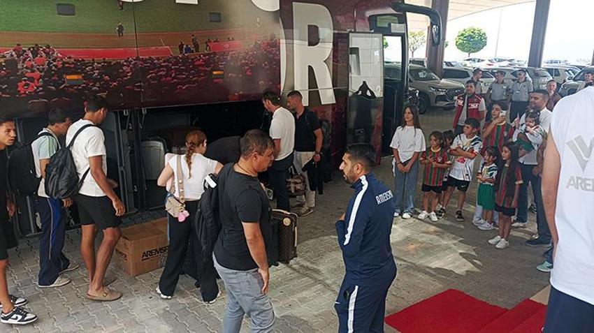 Amedspor'un Burdur kampı başladı! İlk antrenman basına kapalı gerçekleşti