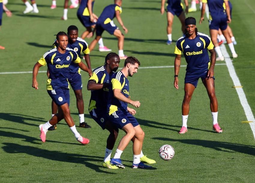 SON DAKİKA: Fenerbahçe - Górnik Zabrze hangi kanalda? Fener'in maçı saat kaçta hangi kanalda? Fenerbahçe'nin ilk 11'i belli oldu