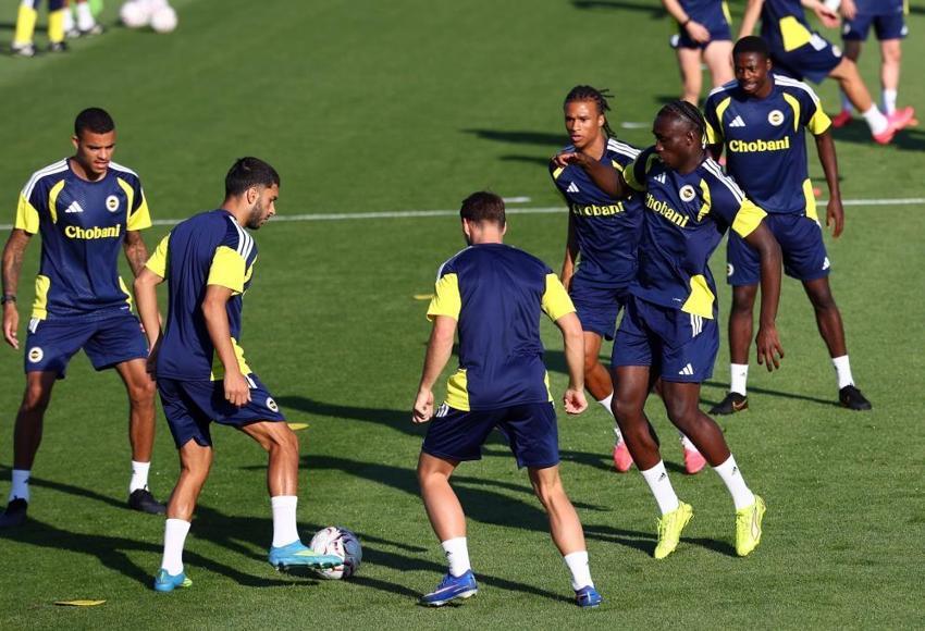 SON DAKİKA: Fenerbahçe - Górnik Zabrze hangi kanalda? Fener'in maçı saat kaçta hangi kanalda? Fenerbahçe'nin ilk 11'i belli oldu