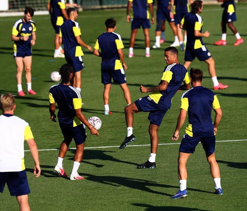 SON DAKİKA: Fenerbahçe - Górnik Zabrze hangi kanalda? Fener'in maçı saat kaçta hangi kanalda? Fenerbahçe'nin ilk 11'i belli oldu