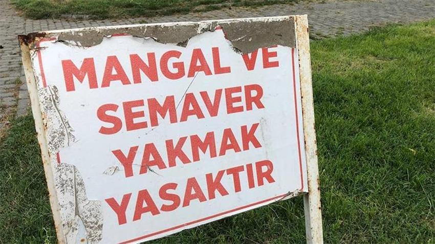 Yasak dinlemeyen mangal keyfi! Duman altında kalan mahalleli tepkili: Penceremizi açamaz hale geldik
