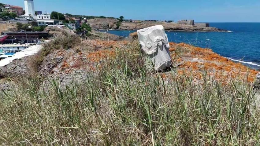 İstanbul'un 2 bin yıllık sütunları tehlike altında: Sarıyer'de kaderine terk edildi