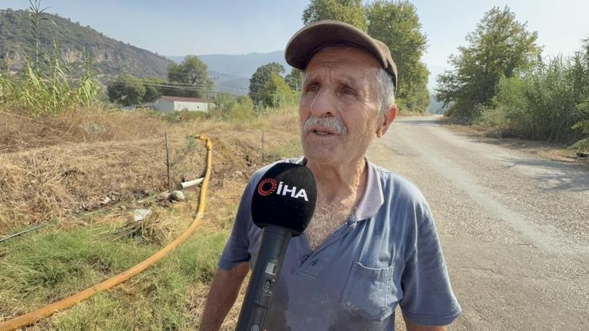 76 yaşındaki kanser hastasının her şeyi kül oldu: Her şeyi bırakıp yangın bölgesine su taşıdı