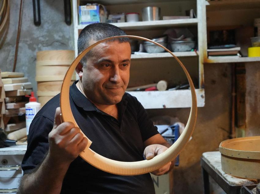 Günlük 2 bin liraya çalışacak eleman bulunamıyor! 30 yıllık usta mesleğini yaşatmaya çalışıyor