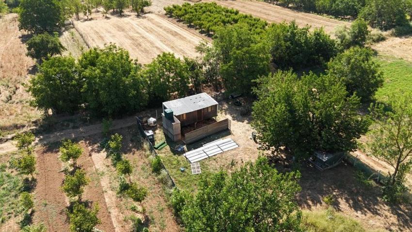 İnegöl'de tarım arazilerine kaçak yapı yapanlar yandı: Belediye düğmeye bastı, 16 kaçak yapı tek tek kaldırıldı!