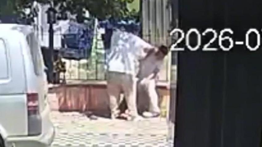 Edirne'de skandal görüntüler: 12 yaşındaki çırağını sokakta darbetti!