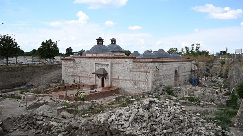 Edirne'de 6 asırlık sır! Rus işgalinden beri kapalı, toprak altından çıkarılıyor