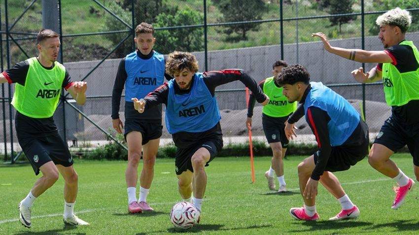 Amedspor'a 2 yıldız hayırlı olsun! Gift Orban ve Bamba Dieng anlaşma sağlandı