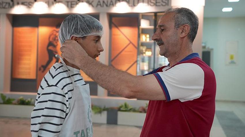 Erzurum'un unutulan lezzetlerini yeniden döndürmek için harekete geçtiler! Bu liseye yetenek sınavıyla giriliyor: Geleceğin şefleriyle dünya sahnesine taşınacak
