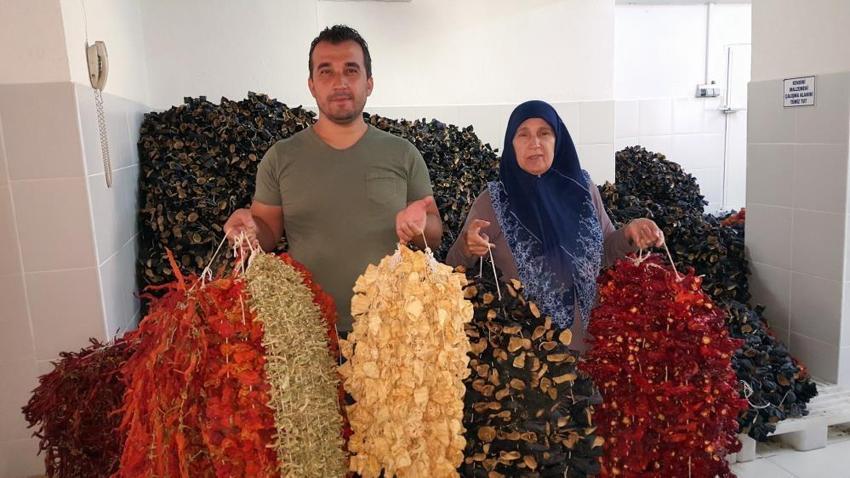 Pazarda satamadığı patlıcanla servet oluşturdu! 15 ülkeye ihracat yapmaya başladı: 6 bin kişiye istihdam sağlıyor