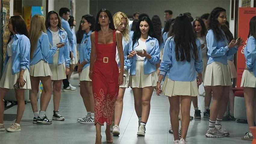 Ekranın yeni divası Şebnem Akkaya!