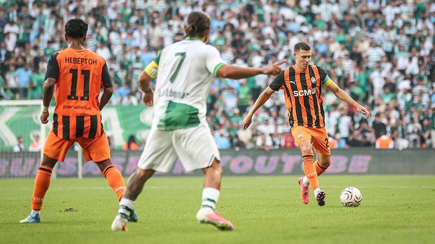 Arda Turan, Bursaspor'u öve öve bitiremedi: “Şampiyonlar Ligi’nde bile yok