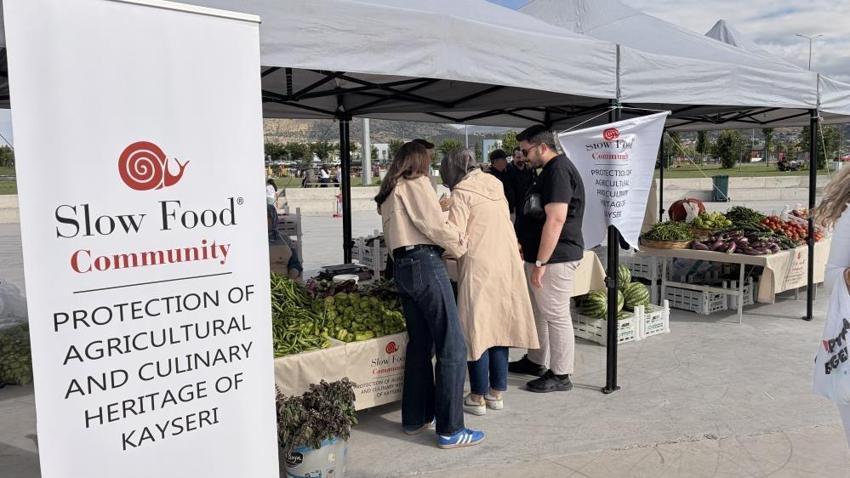 Kayseri'de ata tohumları gelir kapısı oldu: Millet Bahçesi'nde açıldı