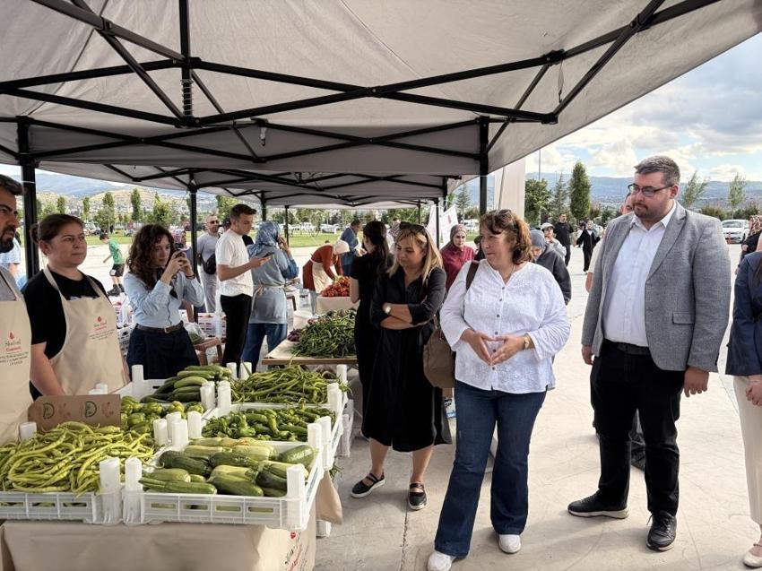 Kayseri'de ata tohumları gelir kapısı oldu: Millet Bahçesi'nde açıldı