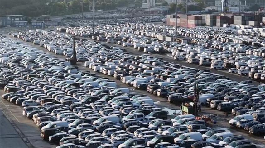 Görenler dönüp bir daha baktı: Haydarpaşa’da dikkat çeken görüntü!