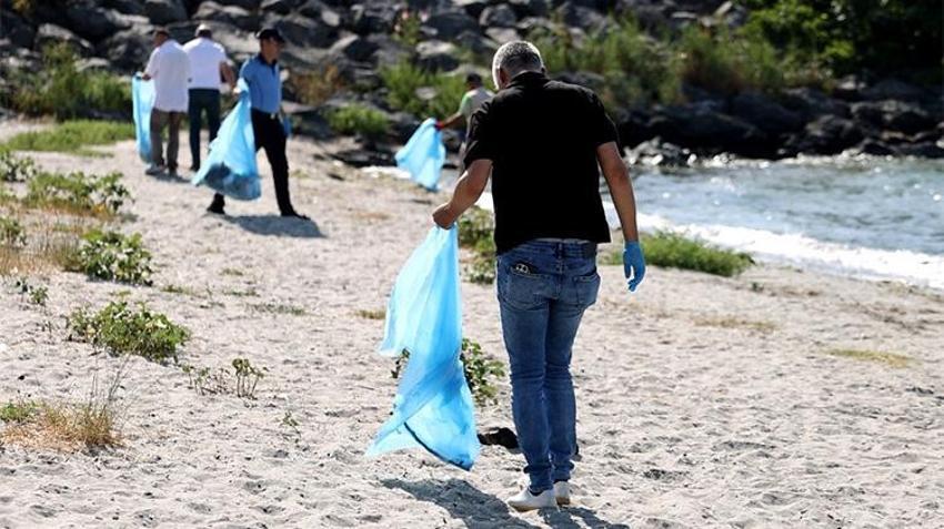 Marmaraereğlisi sahilinden tam 100 torba çöp çıktı!