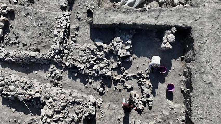 Binlerce yıllık sır çözüldü: Çaltılar Höyük'ten antik dünyanın ticaret rotasına ışık tutan keşif!