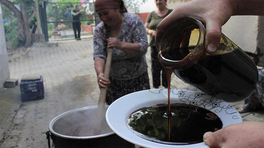 Güneş ışığıyla gelen doğal şifa! Erzincan'da asırlık lezzet için mesai başladı