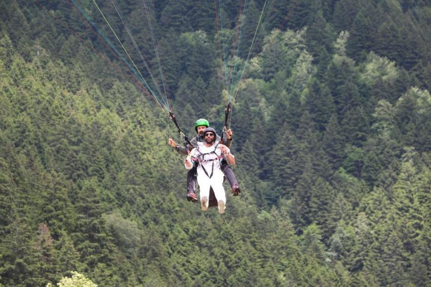 Trabzon'da yaz sezonunun en popüler aktivitesi! Turistler akın ediyor: 'Uzungöl sadece gölden ibaret değilmiş!'