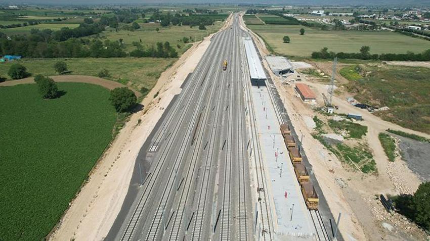 Bakan Uraloğlu duyurdu! Bursa'yı yüksek hızlı tren ağına bağlayacak kesimde test çalışmaları başlayacak