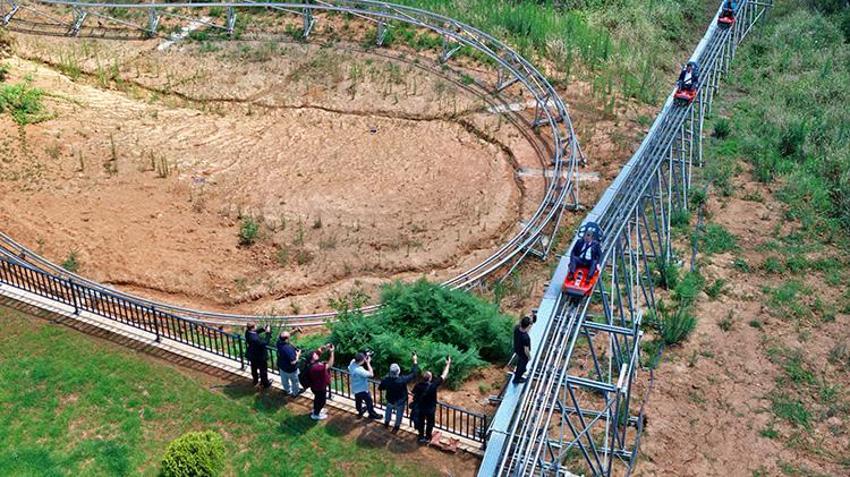 Karadeniz'e dev turizm yatırımı! 850 metrelik dağ kızağı hizmete girdi: Körfez ve Avrupa turistlerinin yeni adresi!