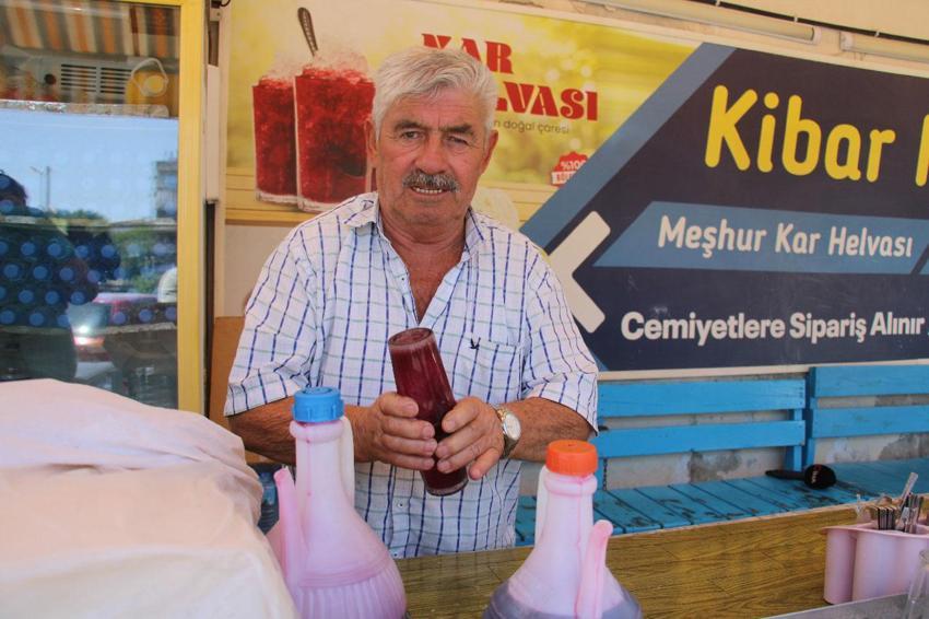 Kavurucu sıcaklarda bir kaşığı serinletmeye yetiyor! Adeta yazı kışa çeviriyor