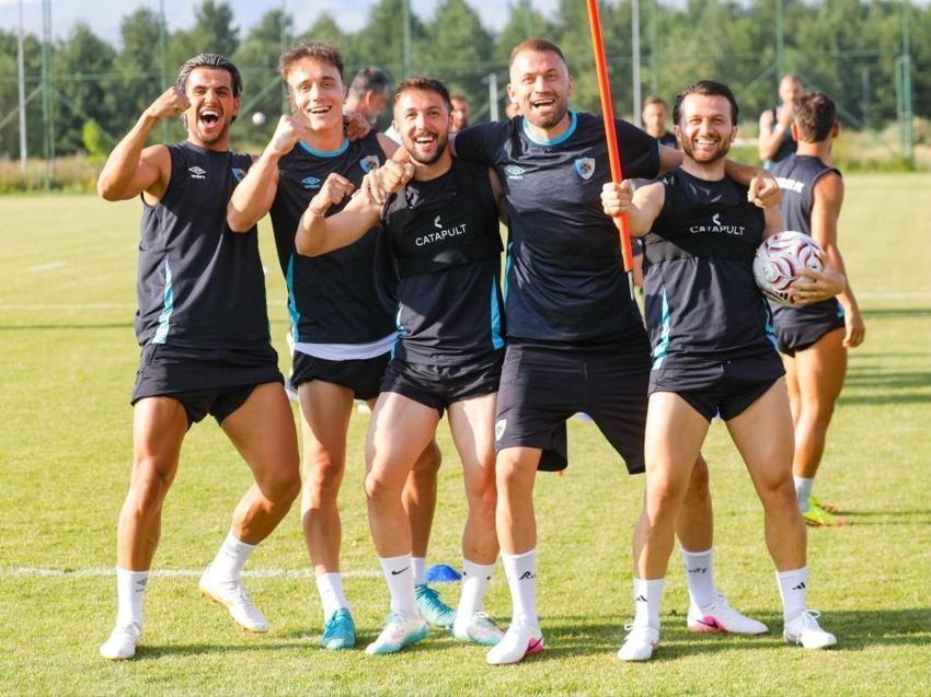 Erzurumspor FK, teklifi duyunca Trabzonspor'a resti çekti: Hiçbiri onun değerinde olamaz