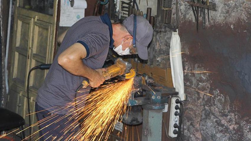 Mardin Ömerli'nin son süryani demirci ustası: 300 yıllık gelenek 8'inci kuşağa aktarılıyor!