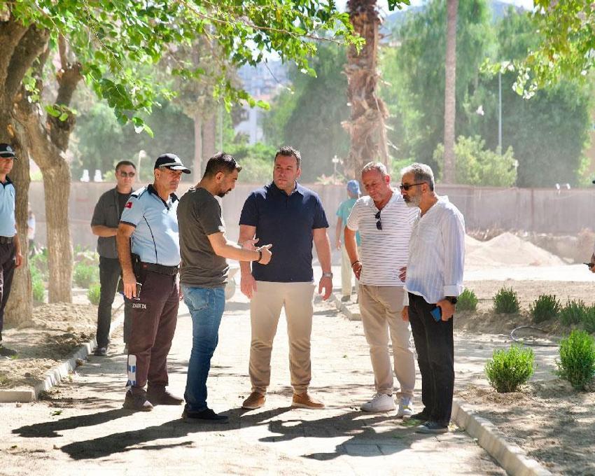 Kuşadası'nın yeni cazibe merkezi olacak kent meydanında sona gelindi
