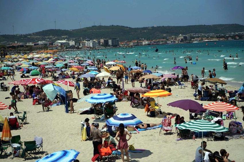 Türkiye'nin en çok tercih edilen turizm merkezi yüzde 100 doluluğa ulaştı! Hafta sonu nüfus yarım milyona ulaşıyor