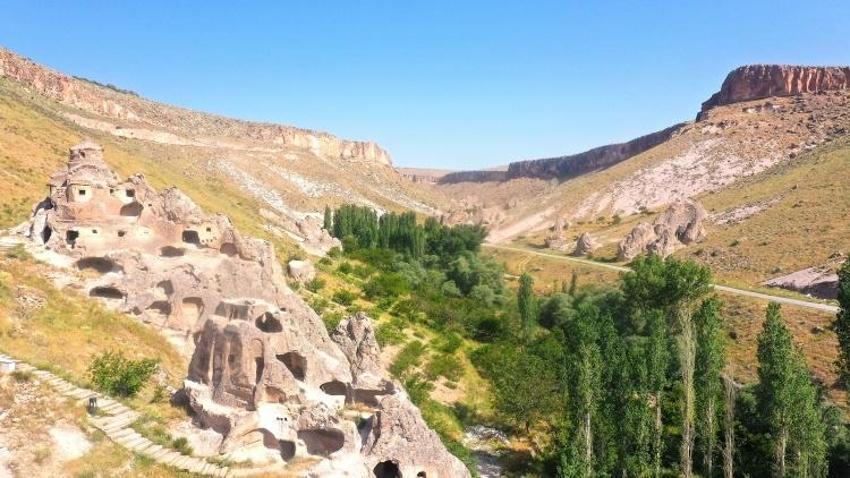 Kapadokya'nın saklı hazinesi: Soğanlı Vadisi turizmde yükselişini sürdürüyor
