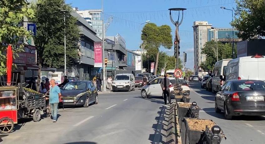 Bayrampaşa’da kavgayı ayırmak isteyen esnaf silahla vurularak hayatını kaybetti