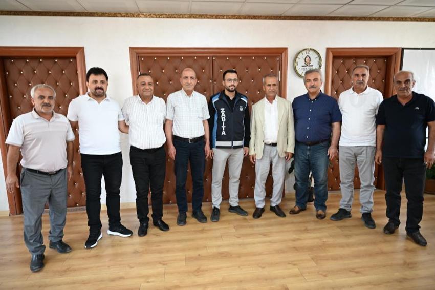 Kızıltepe Belediyesi'nde zabıtaydı, gösterdiği azimle doktor oldu! Zabıta yeleğini çıkarıp önlük giydi