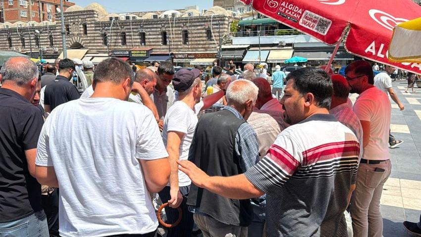 Diyarbakır’da cuma geleneği hayırsever vatandaşlar tarafından yıllardır sürdürülüyor