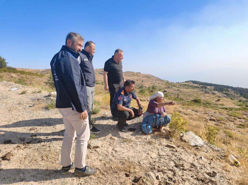 Yangında mahsur kalan Şennur teyzenin yardımına Aydın Büyükşehir yetişti