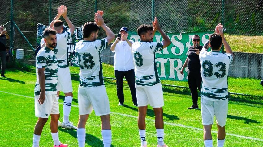 Bursaspor'da Enes Çelik rakip takımın genç yıldızını binlerce Euro'ya transfer etti
