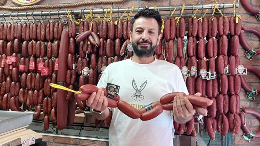 Kayseri'nin tescilli lezzetine gurbetçi dopingi: Dönüş yolculuğu öncesi kuyruğa girdiler!